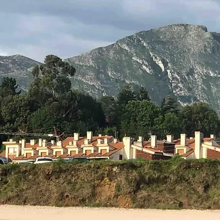 El Gurugu, Bajo Con Jardin A 200m De La Playa De Barro Appartement *
